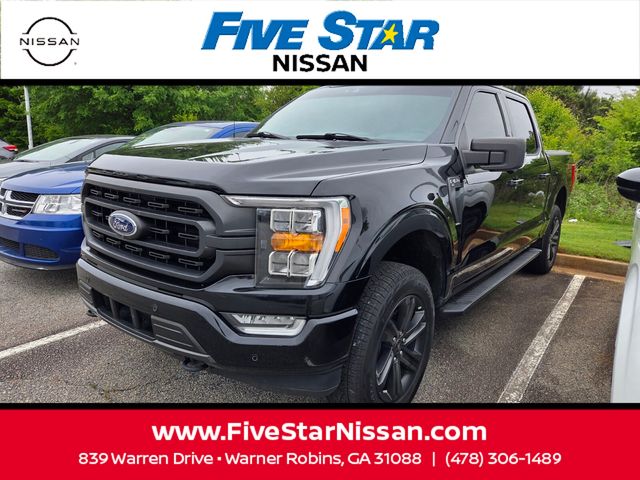 Used 2021 Black Ford XLT image 3