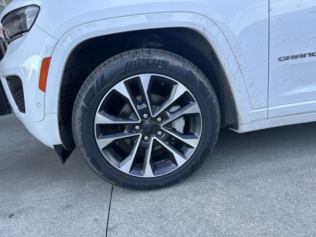 Certified Used 2023 White Jeep Overland image 21