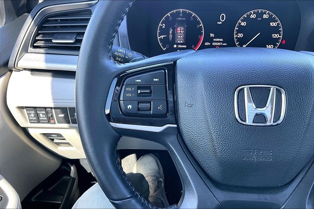 Used 2025 Honda Odyssey EX-L 4D Passenger Van
