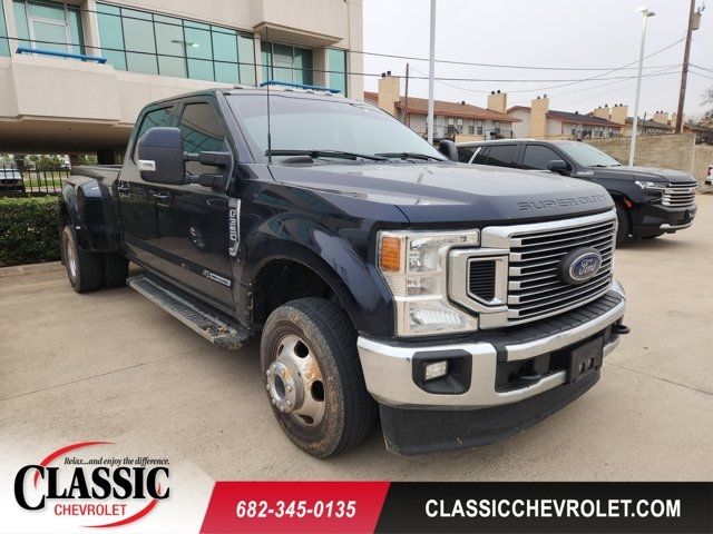 2022 Ford F-350 Super Duty Lariat Crew Cab LB DRW 4WD
