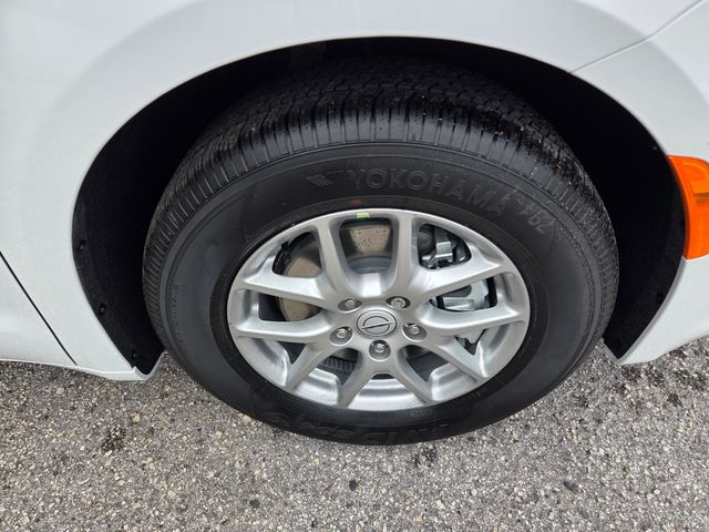 New 2026 White Chrysler LX image 17