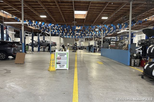 Used 2019 Modern Steel Honda LX image 15