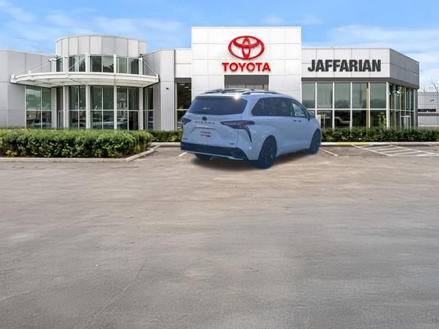 New 2026 Toyota Sienna Van