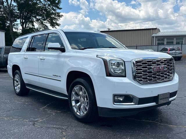 Summit White 2019 GMC Yukon XL SUV / Crossover Four-Wheel Drive 6-Speed Automatic Overdrive