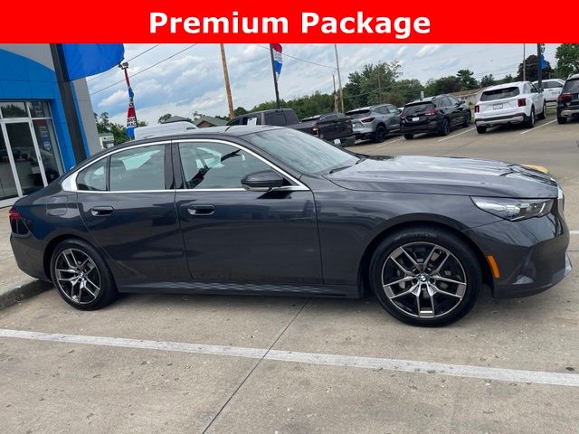 Gray (Dark Graphite) 2026 BMW 5 Series Sedan All-Wheel Drive 8-Speed Automatic