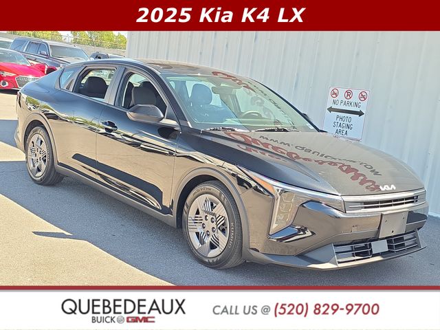 Aurora Black 2025 Kia K4 Sedan Front-Wheel Drive Continuously Variable Transmission