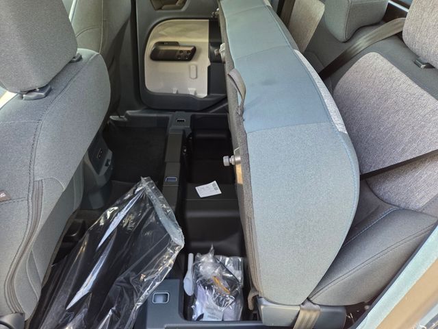 New 2026 Ford Maverick XLT 4D Crew Cab