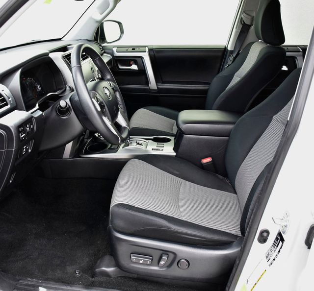 2024 Toyota 4Runner SR5 - Photo 10