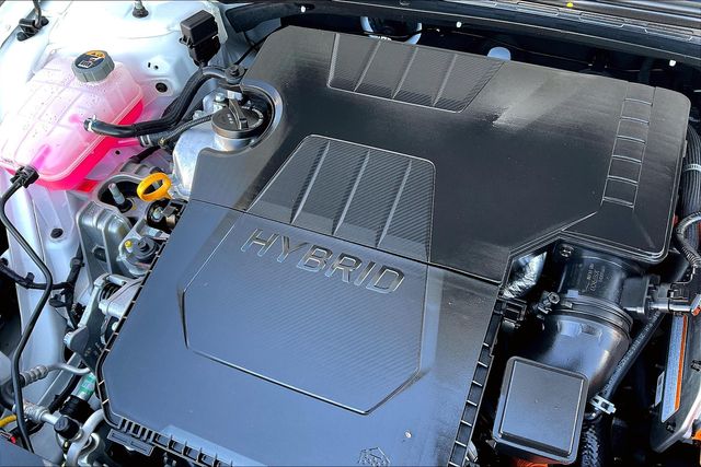 2022 Hyundai Elantra Hybrid Limited photo
