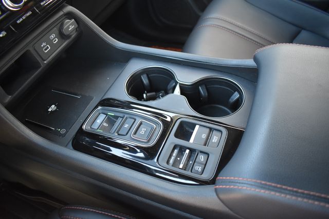 Used 2025 Honda Pilot SUV