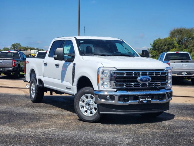 2024 Ford F-250SD XLT 2