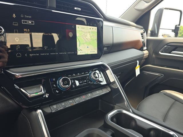 2024 GMC Sierra 2500HD Denali:46042A