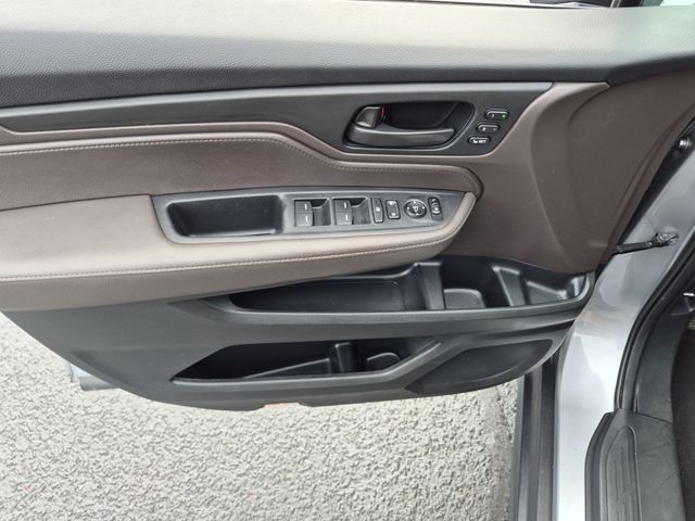 Used 2024  Honda EX-L image 12