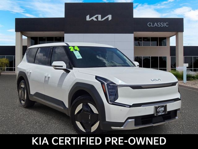  2024 Kia EV9 Light Long Range RWD   