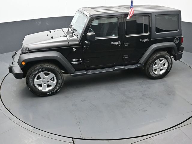 2017 Jeep Wrangler Unlimited Sport 32