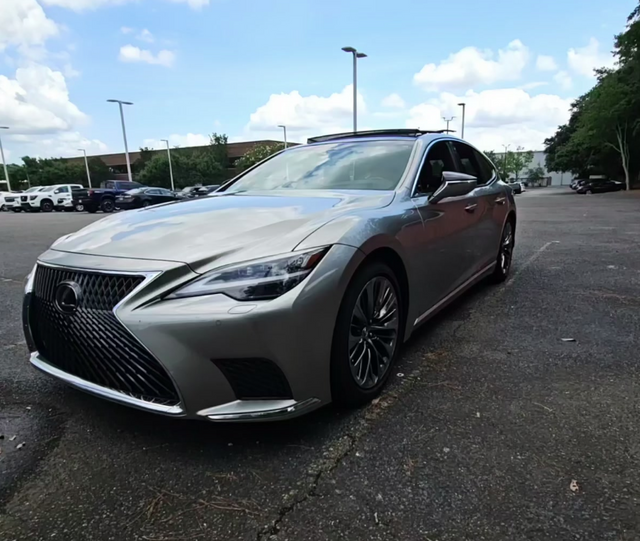 2023 Lexus LS 500 500 RWD's photo