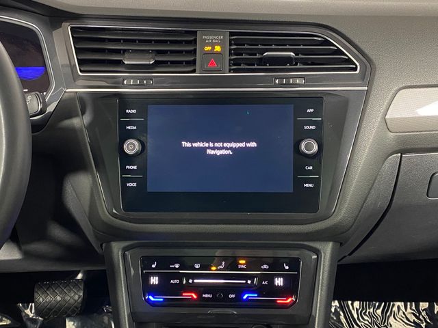 2022 Volkswagen Tiguan 2.0T SE photo