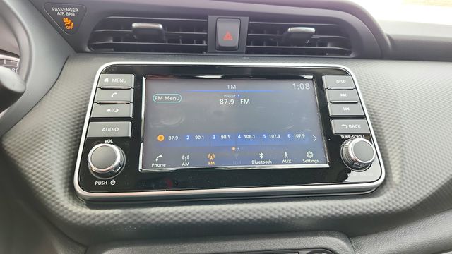 2025 Nissan Kicks Play