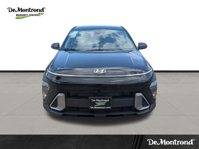 New 2026 Black Hyundai SE image 2