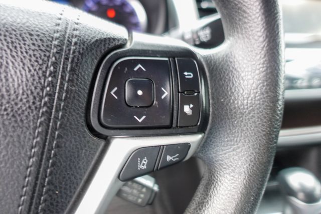 used 2019 Toyota Highlander Hybrid car, priced at $21,000