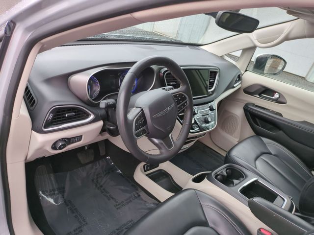 used 2023 Chrysler Pacifica car, priced at $23,790