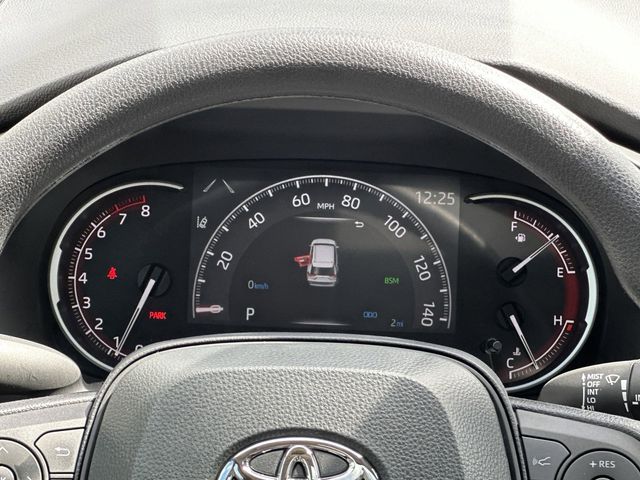 2024 Toyota RAV4 XLE 11