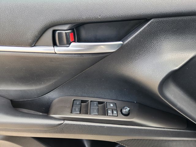 2023 Toyota Camry SE Silver at Community Honda
