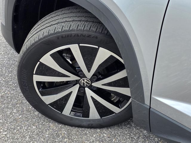 2024 Volkswagen Taos SE - Photo 35