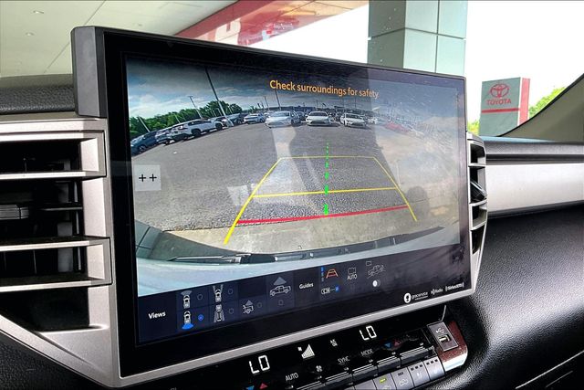 Used 2023 Toyota Tundra Limited 4D CrewMax