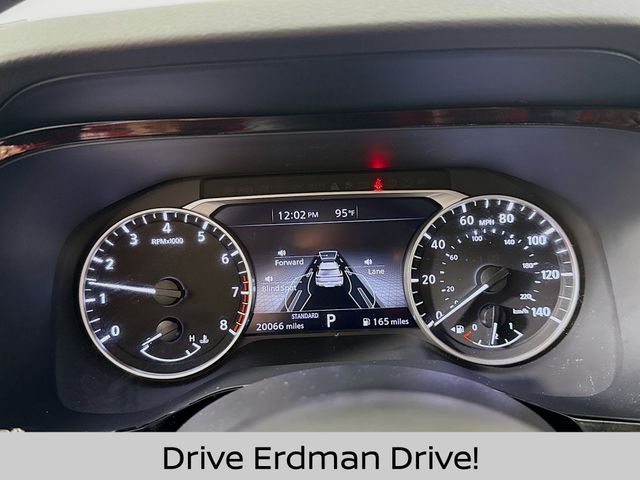 Used 2025 Nissan Pathfinder SUV