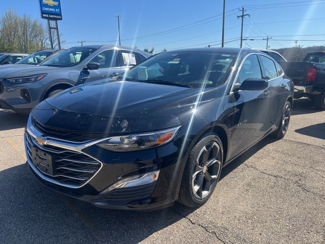 2023 Chevrolet Malibu LT with 1LT FWD