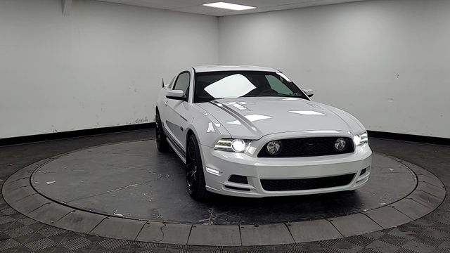 2014 – Ford – Mustang