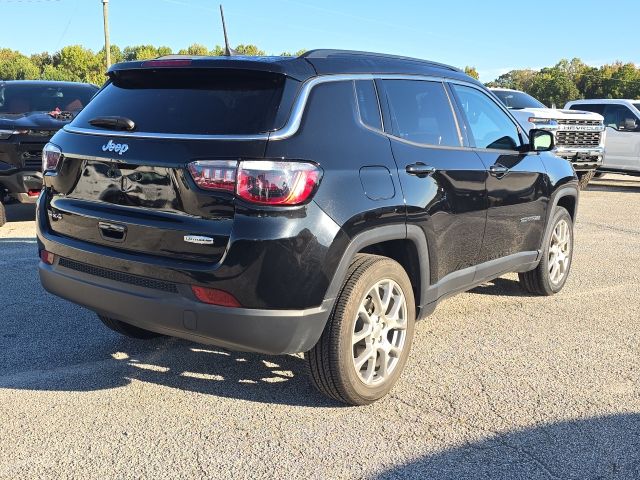 Photo of 2022 Jeep Compass Latitude Lux in Dallas, GA - 5,  2022 Jeep Compass Latitude Lux:B01943