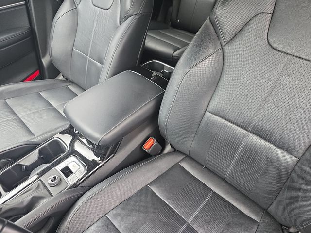 Used 2022 Green Kia SX image 12