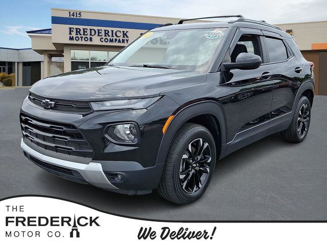 Mosaic Black Metallic 2022 Chevrolet Trailblazer SUV / Crossover Four-Wheel Drive 9-Speed Automatic