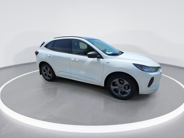 Used 2024 Star White Ford ST-Line image 9
