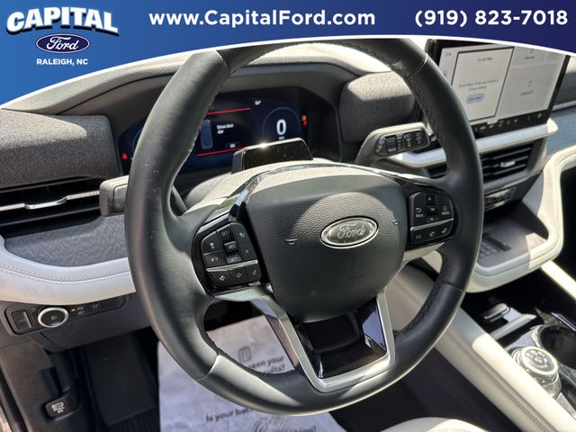 Used 2025 Gray Ford Platinum image 25
