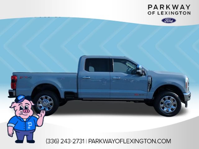 Used 2025 Gray Ford King Ranch image 6