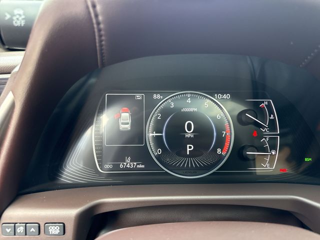 2021 Lexus ES - $33,498