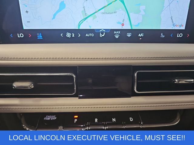 Used 2025 Blue Lincoln Reserve image 25
