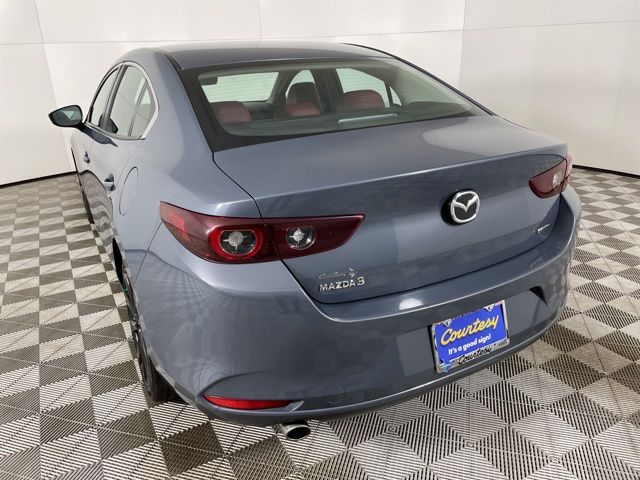 2022 Mazda Mazda3 Carbon Edition 8