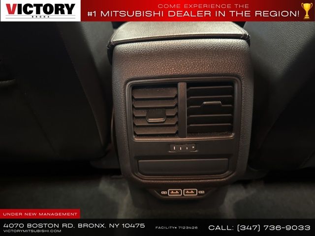 2022 Volkswagen Passat 2.0T SE photo