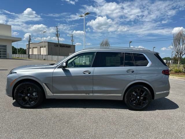 2025 BMW X7 xDrive40i 3