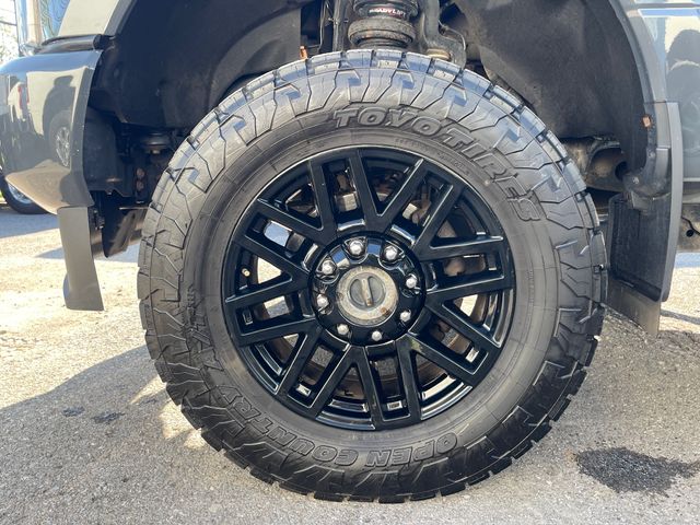 2021 Ford F-250SD Lariat - Gray Metallic exterior view 15