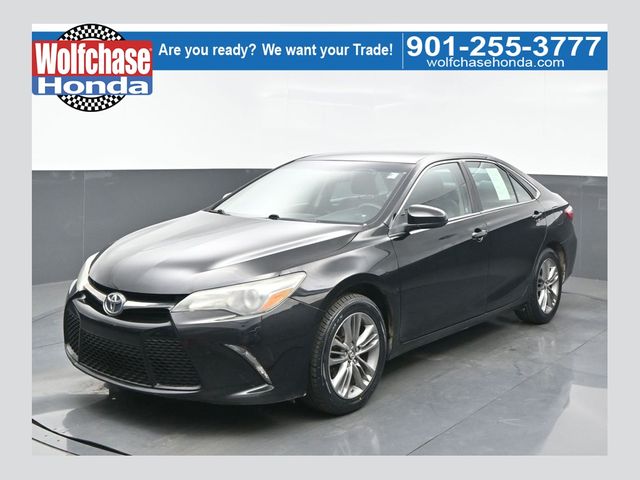 Attitude Black 2015 Toyota Camry XLE Sedan Front-Wheel Drive 6-Speed Automatic