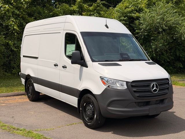 2025 Mercedes-Benz Sprinter 2500 Cargo 144 WB