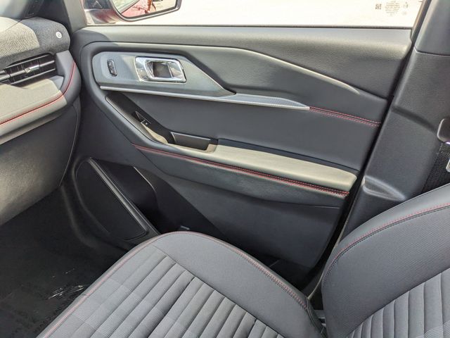 2026 Rapid Red Metallic Tinted Clearcoat Ford Explorer ST-Line RWD SUV