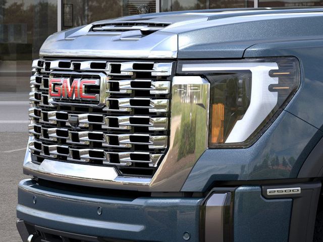 2025 GMC Sierra 2500HD Denali 13