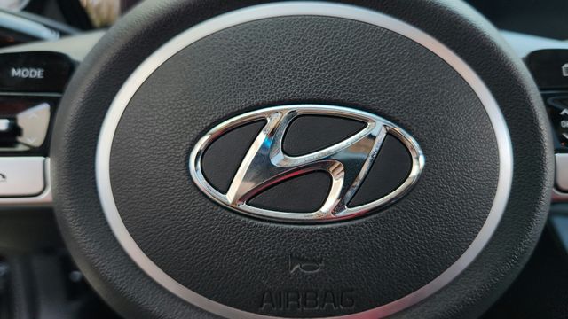 2021 Hyundai Elantra Hybrid