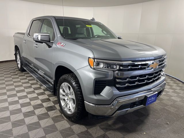 2024 Chevrolet Silverado 1500 LTZ Crew Cab 4WD